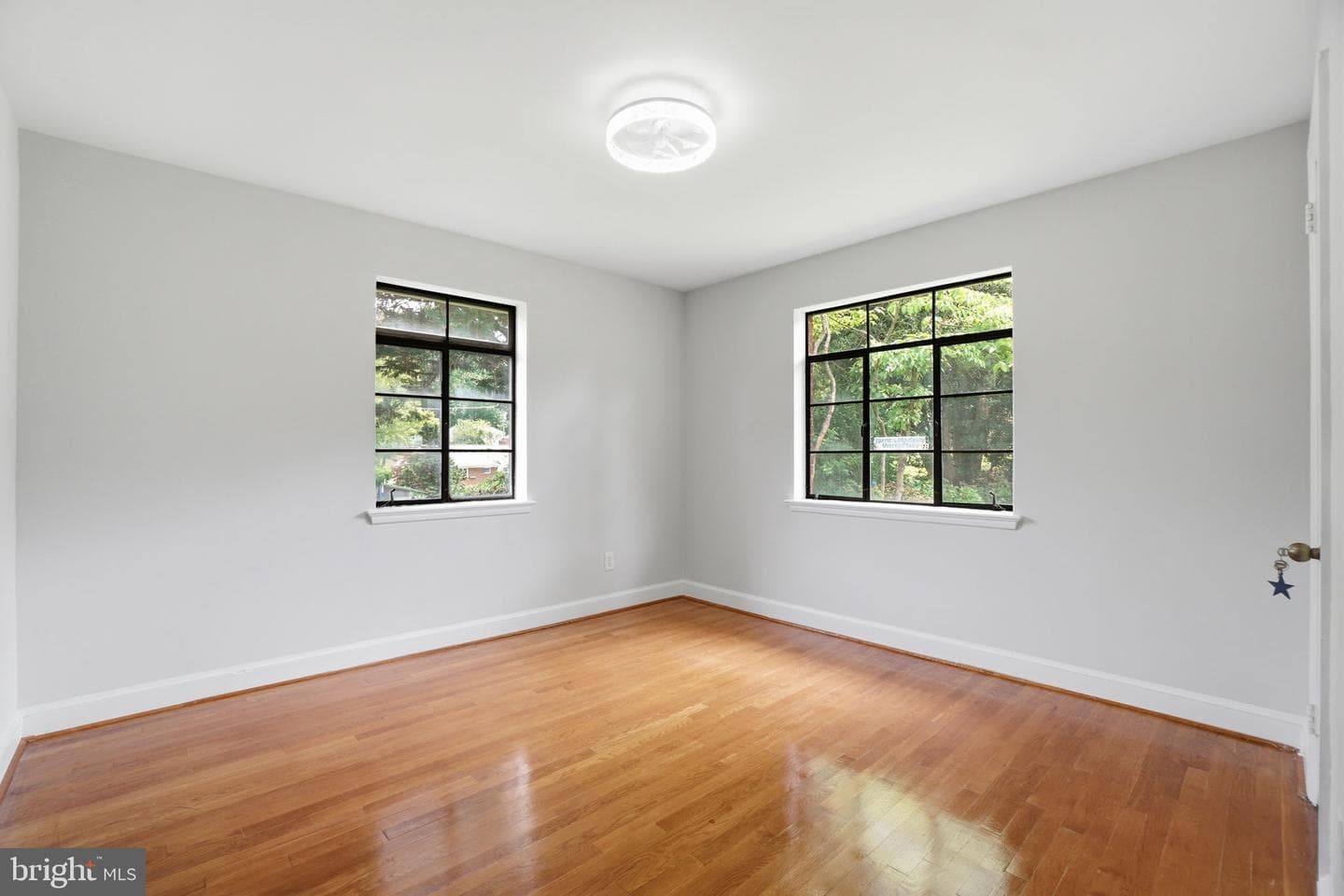 7005 Raleigh Road photo 15