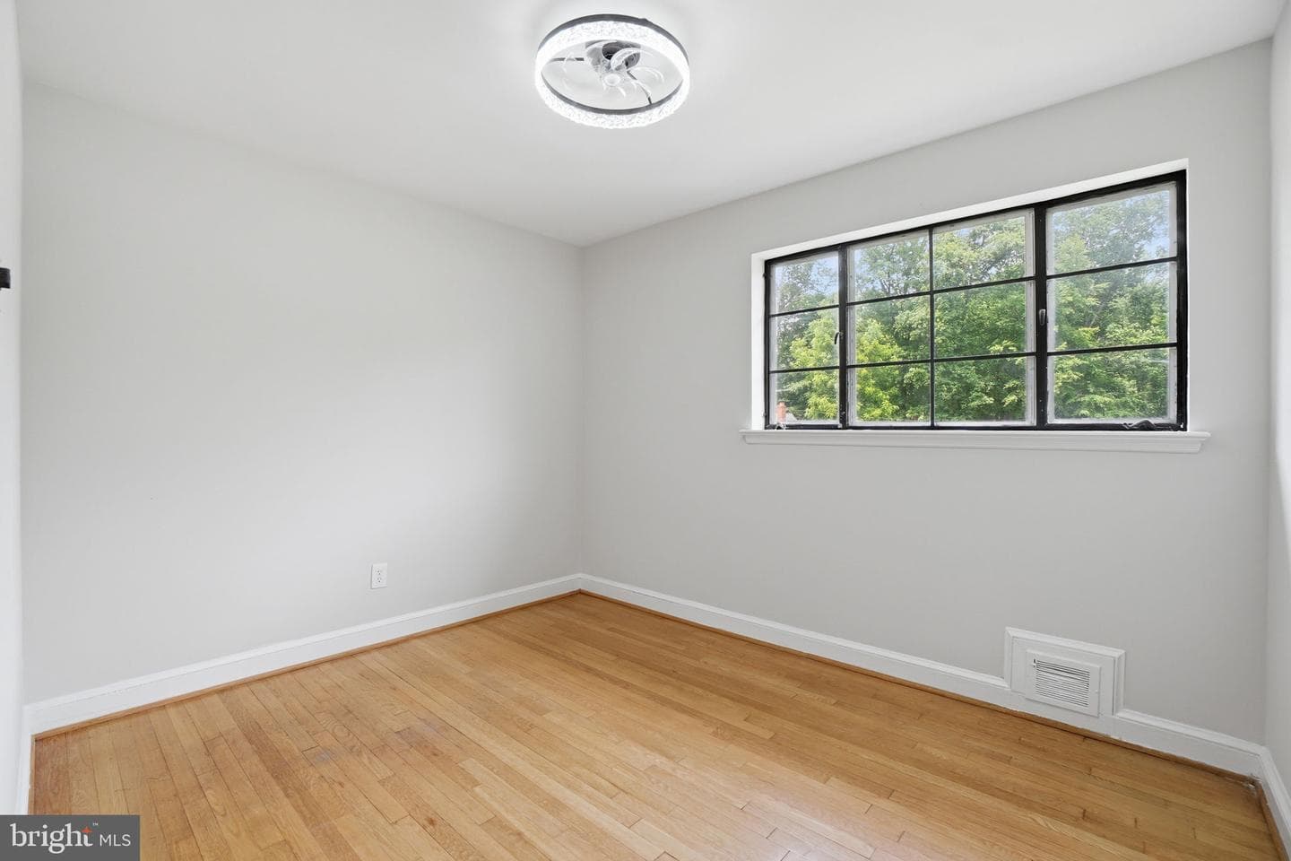 7005 Raleigh Road photo 16