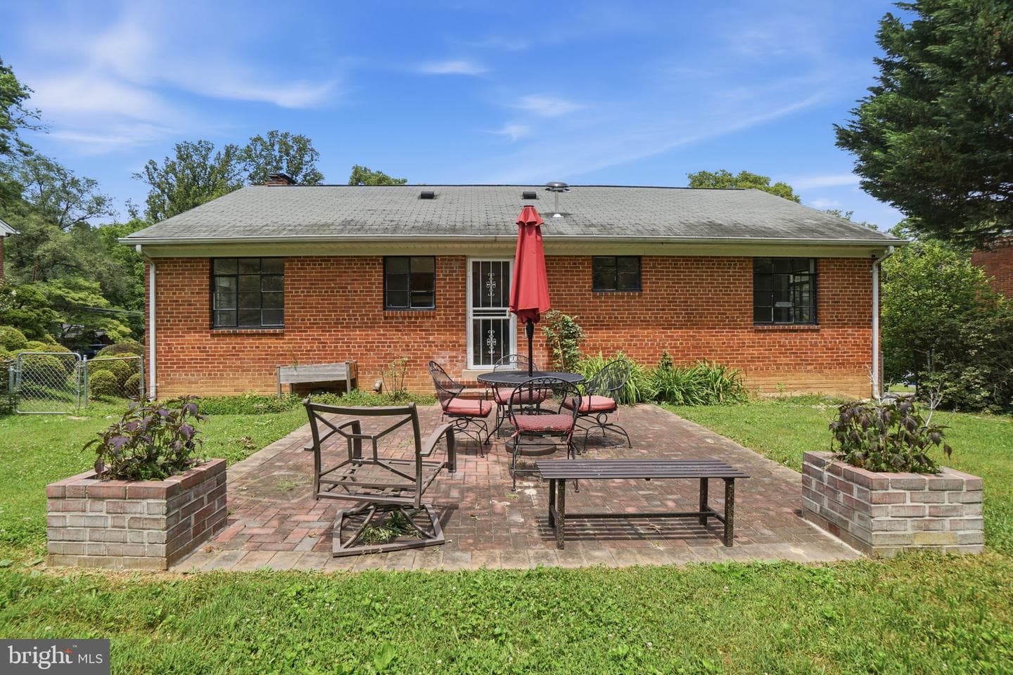 7005 Raleigh Road photo 2