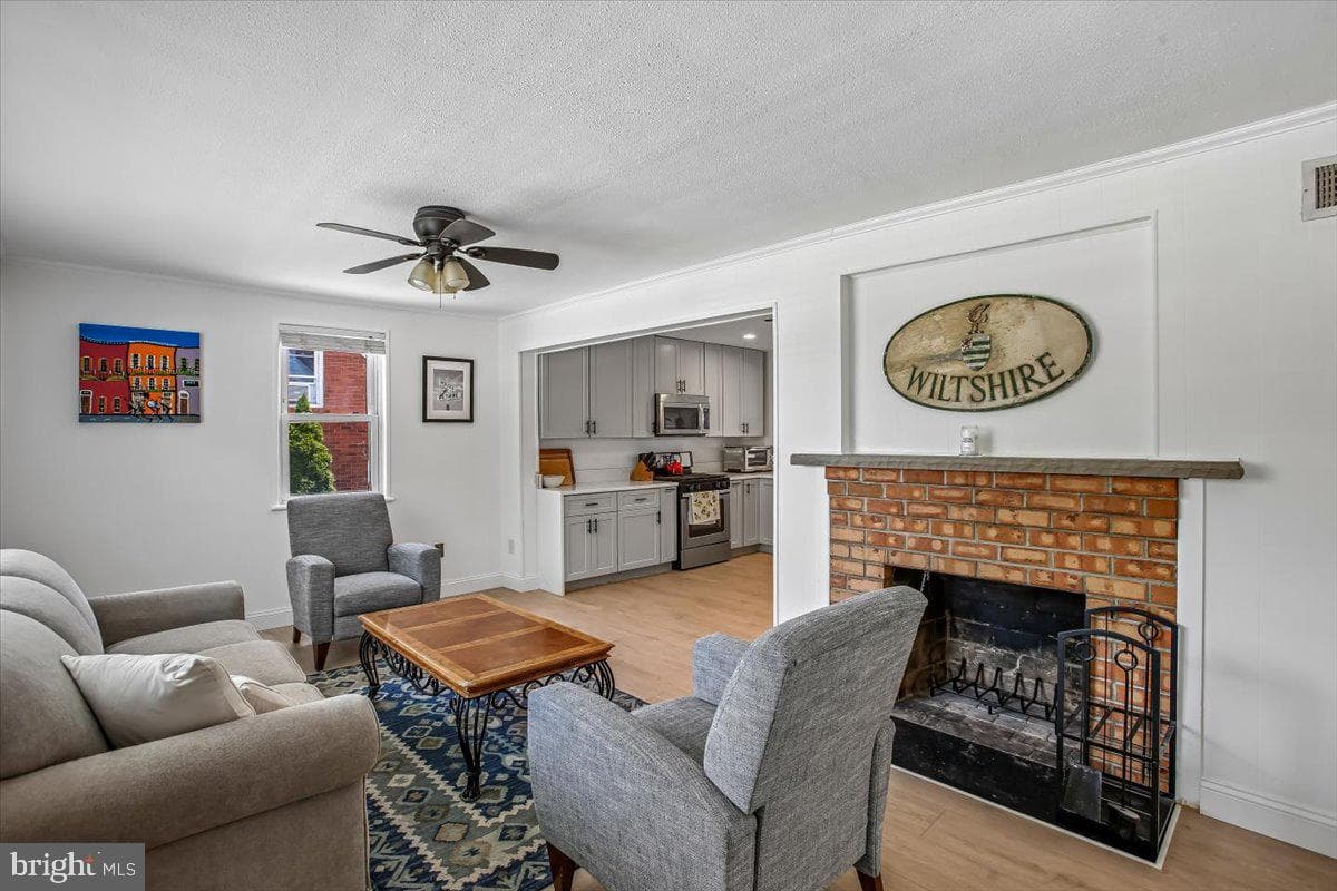 6813 Chestnut Avenue photo 3