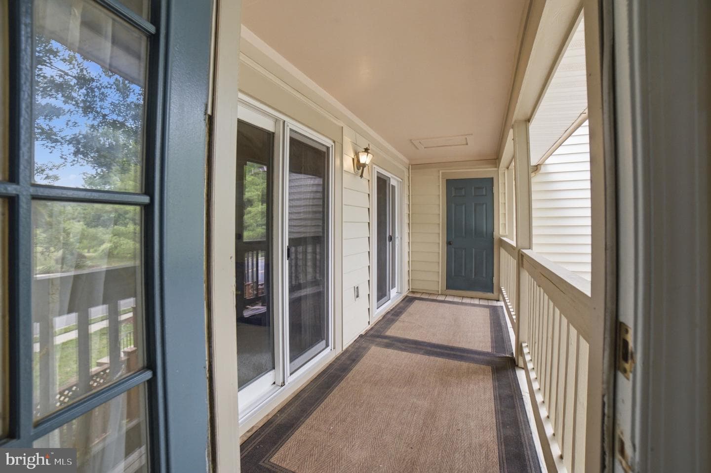 6090 Essex House Square #b photo 7