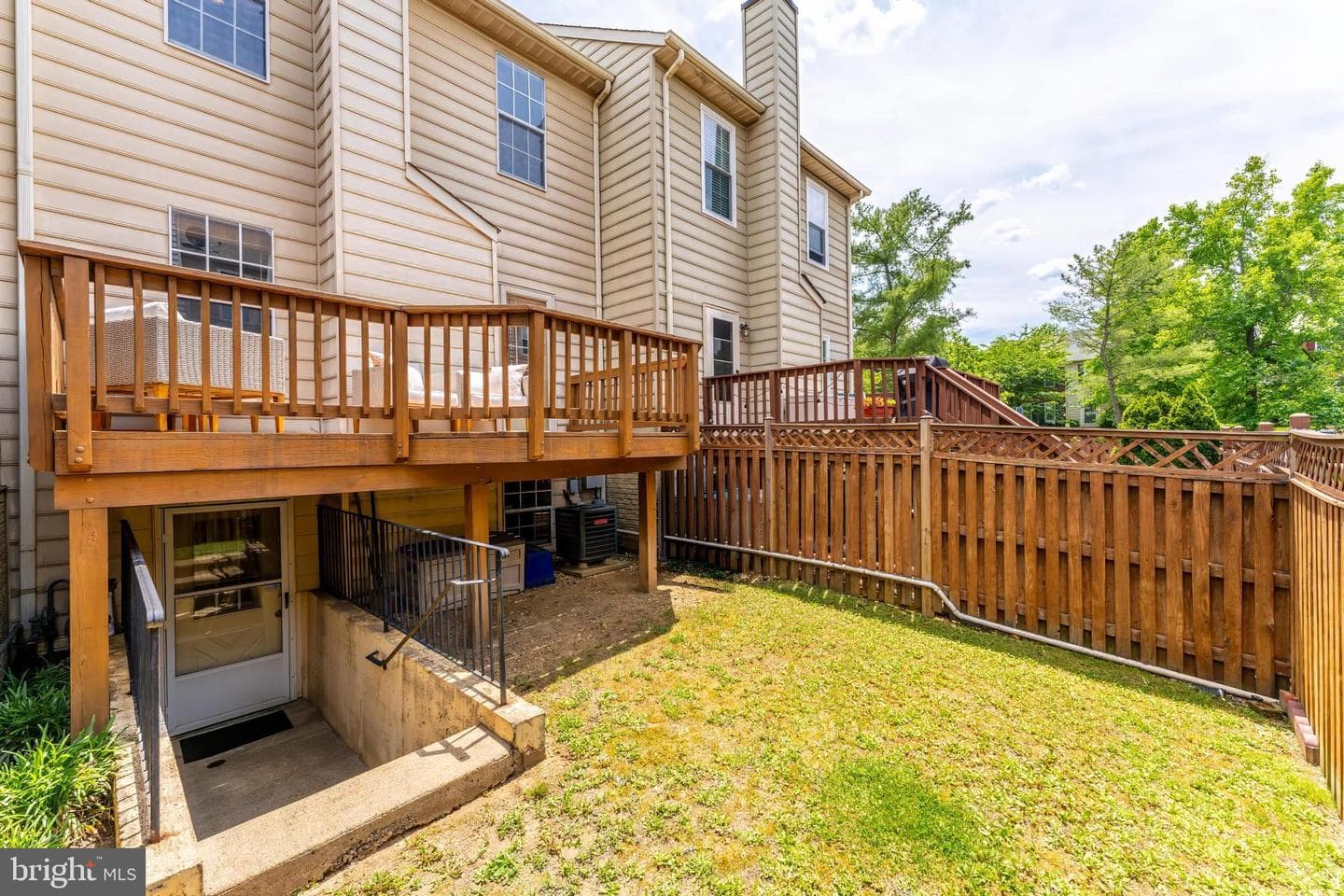 6033 Kestner Circle photo 39