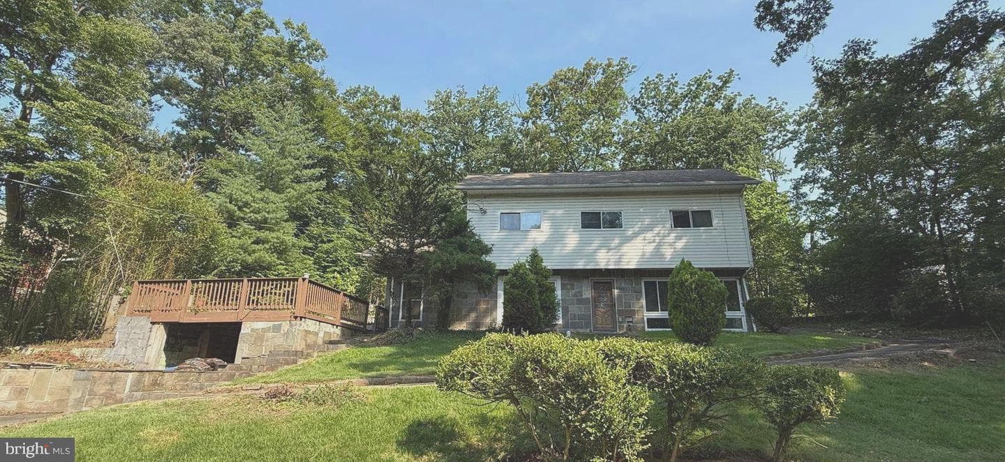 9458 4th Place, Lorton