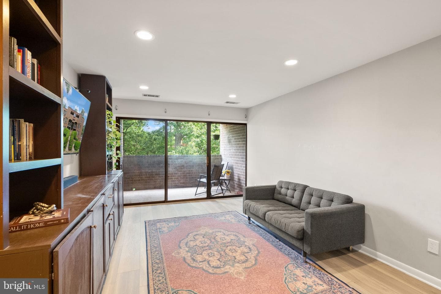 11200 Chestnut Grove Square #302 photo 5