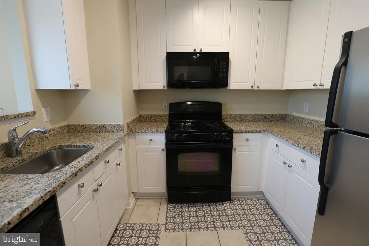 2765 Centerboro Drive #361 photo 14