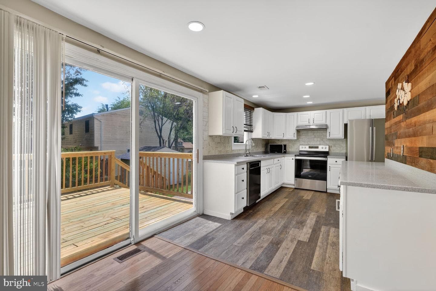 9501 Ironmaster Drive photo 16