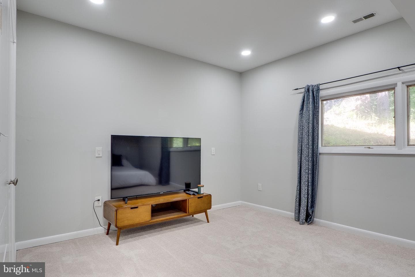 10236 Lawyers Road photo 42