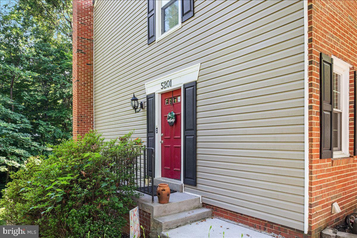 5201 Lonsdale Drive photo 43