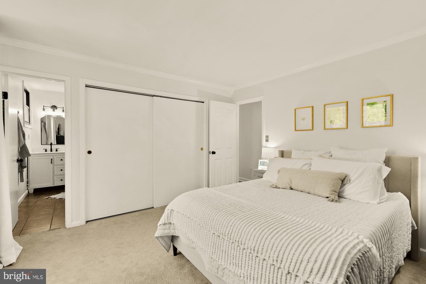 11170 Forest Edge Drive photo 15