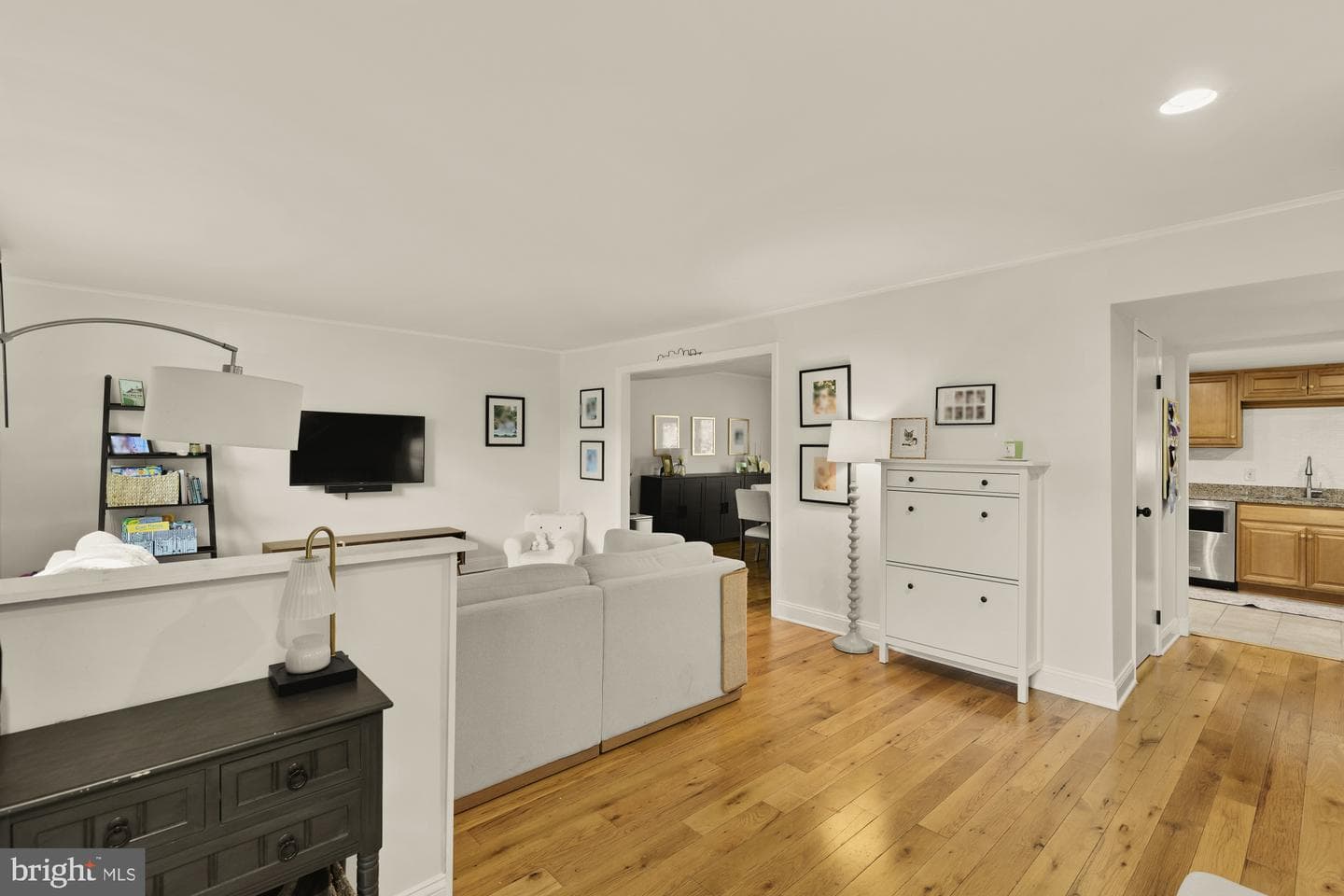 11170 Forest Edge Drive photo 3