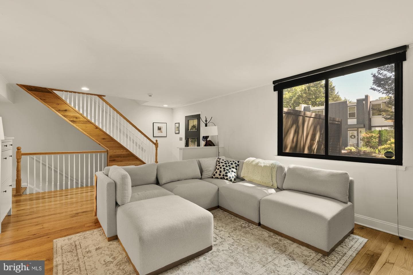 11170 Forest Edge Drive photo 4