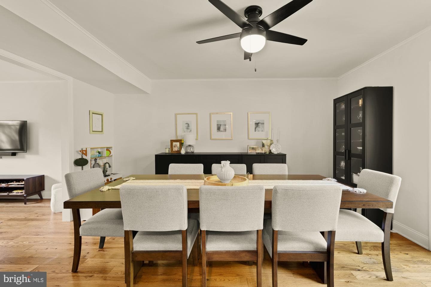 11170 Forest Edge Drive photo 8