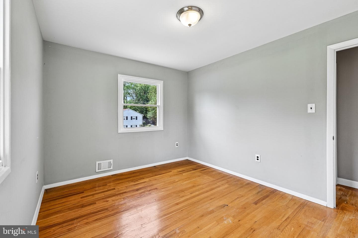 6119 Marilyn Drive photo 25
