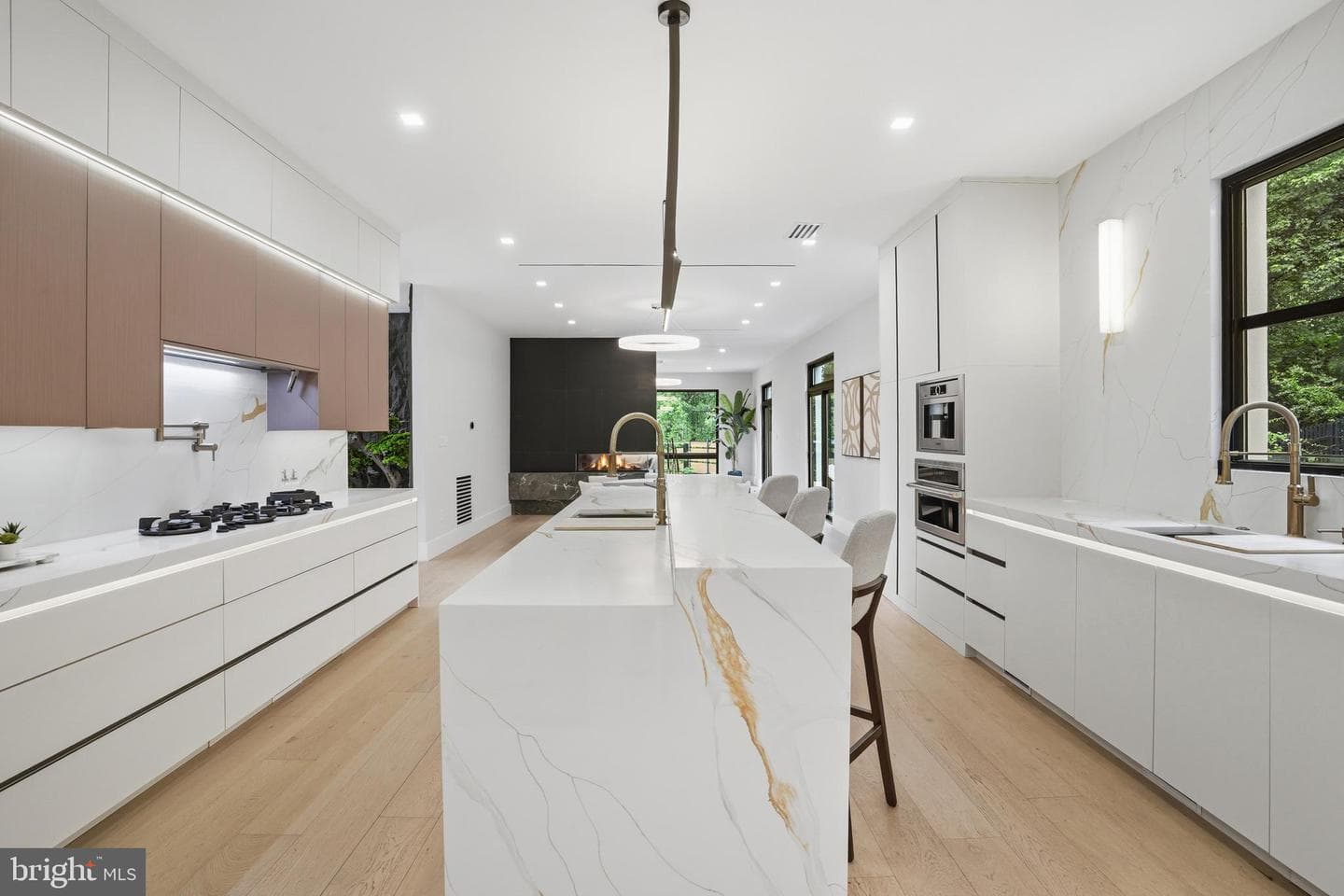1124 Savile Lane photo 31