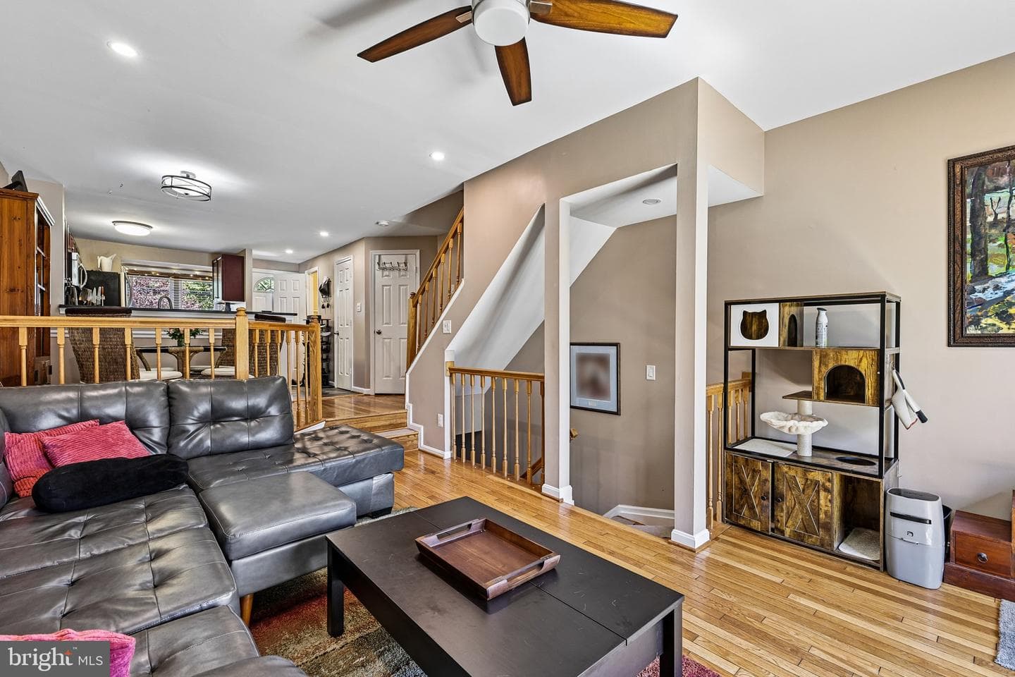 5921 Sir Cambridge Way photo 3