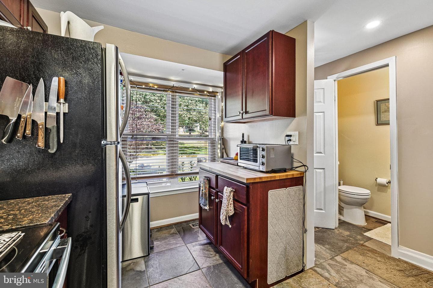 5921 Sir Cambridge Way photo 7