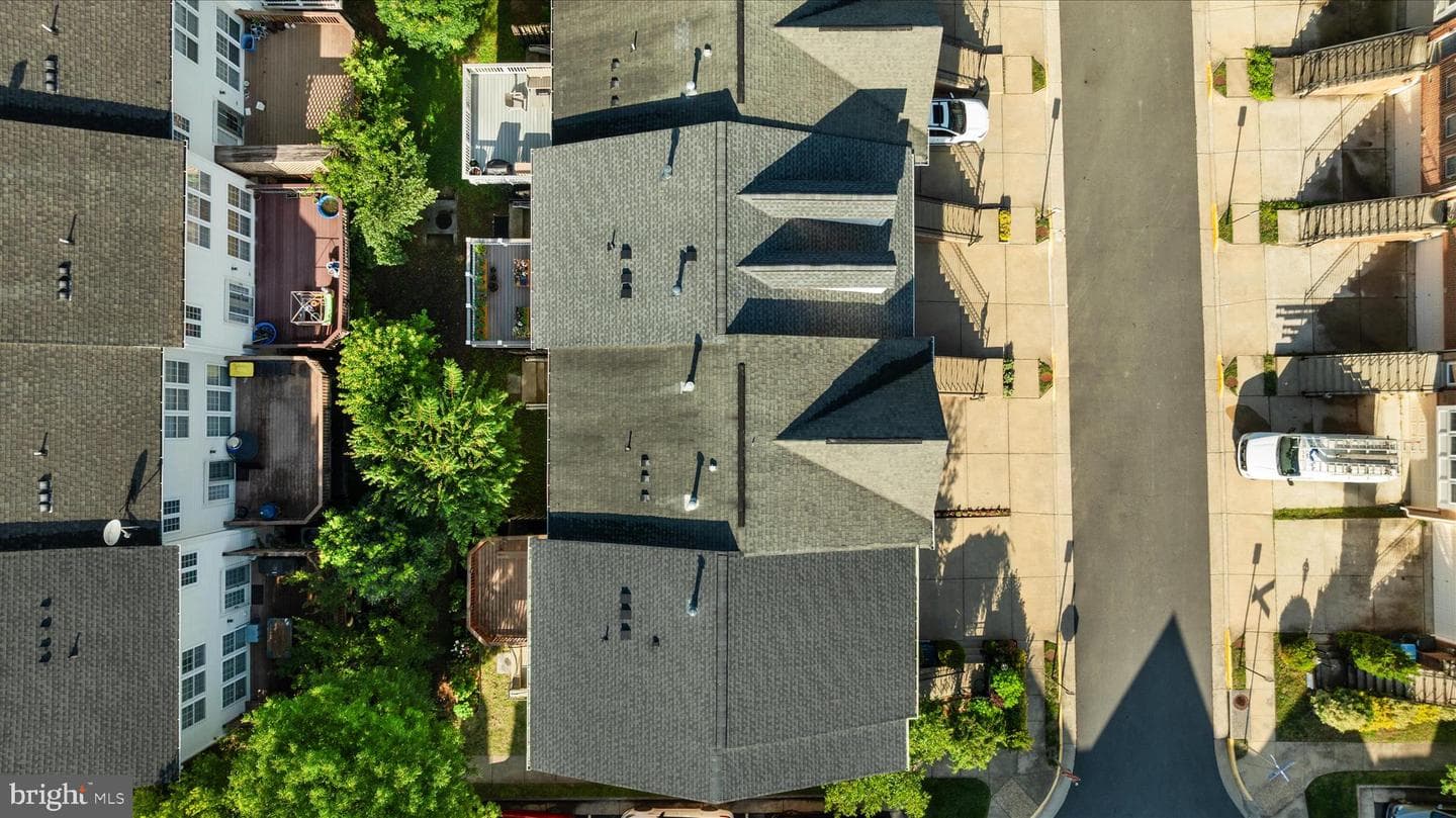5669 Faircloth Court photo 42
