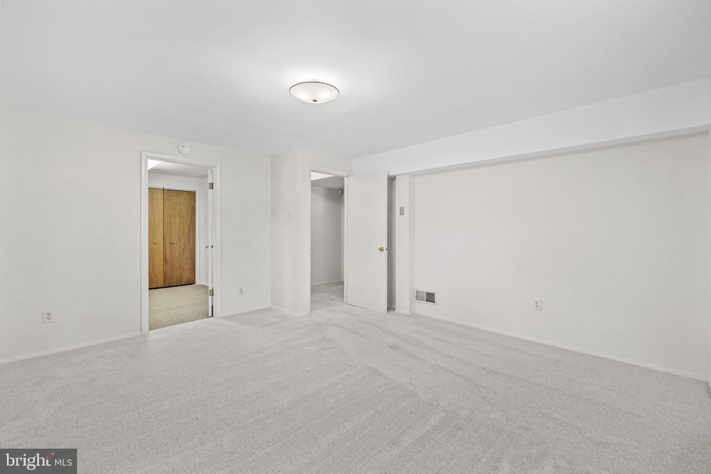 6914 Hadlow Drive photo 31