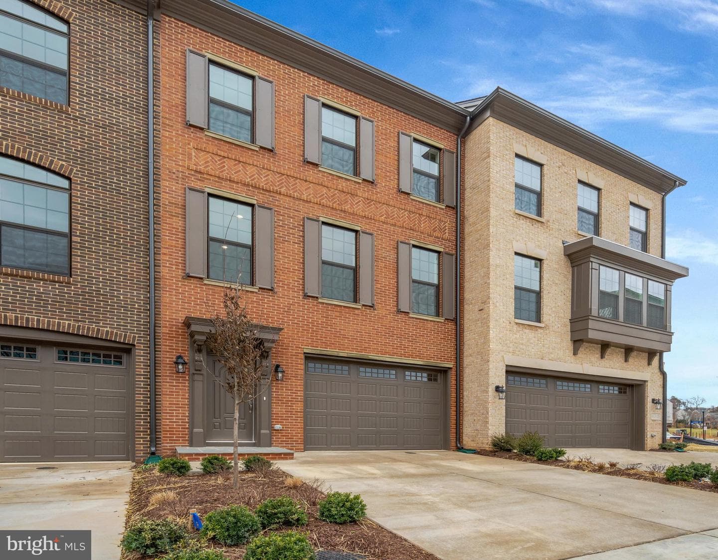 12503 League Lane photo 2