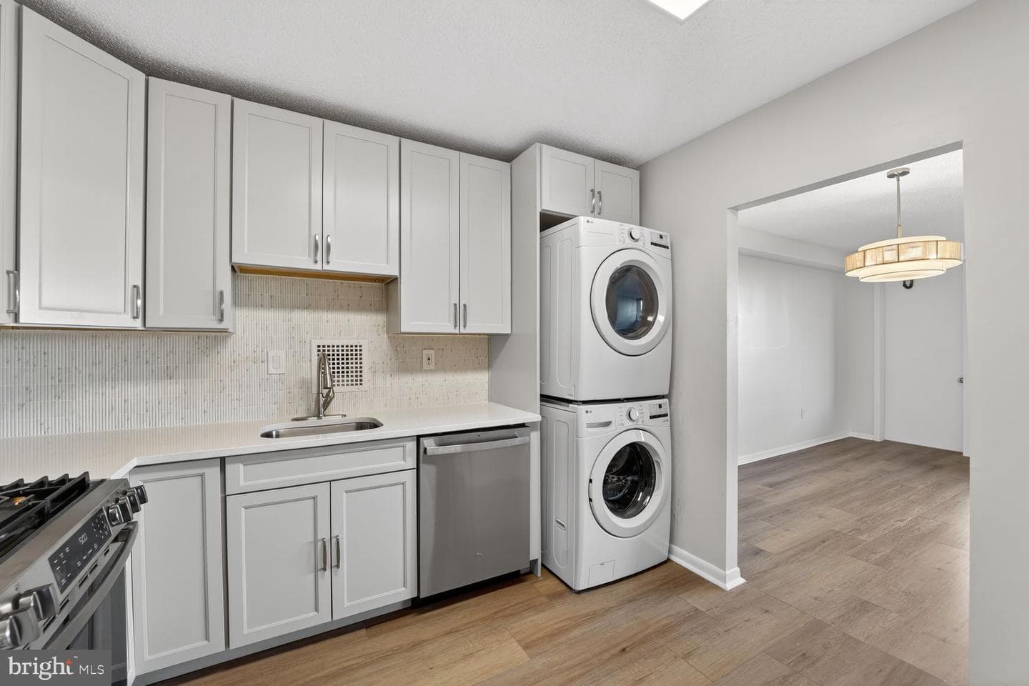 3705 S George Mason Drive #710s photo 5