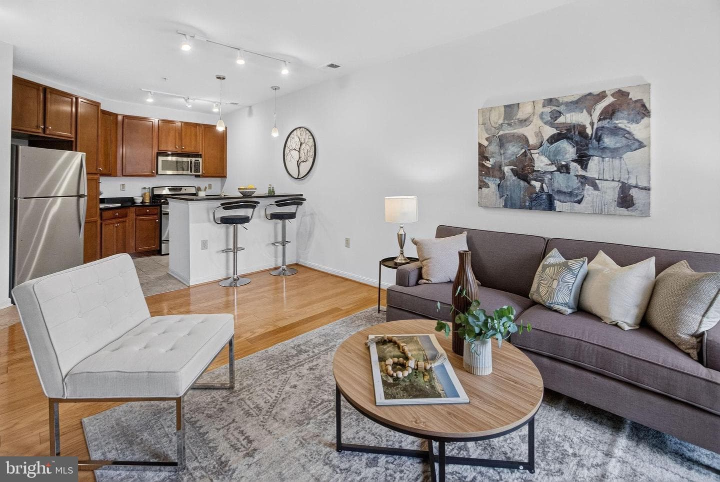 2655 Prosperity Avenue #310 photo 5