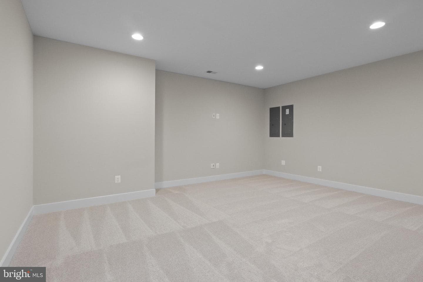 7738 Leonard Drive photo 79