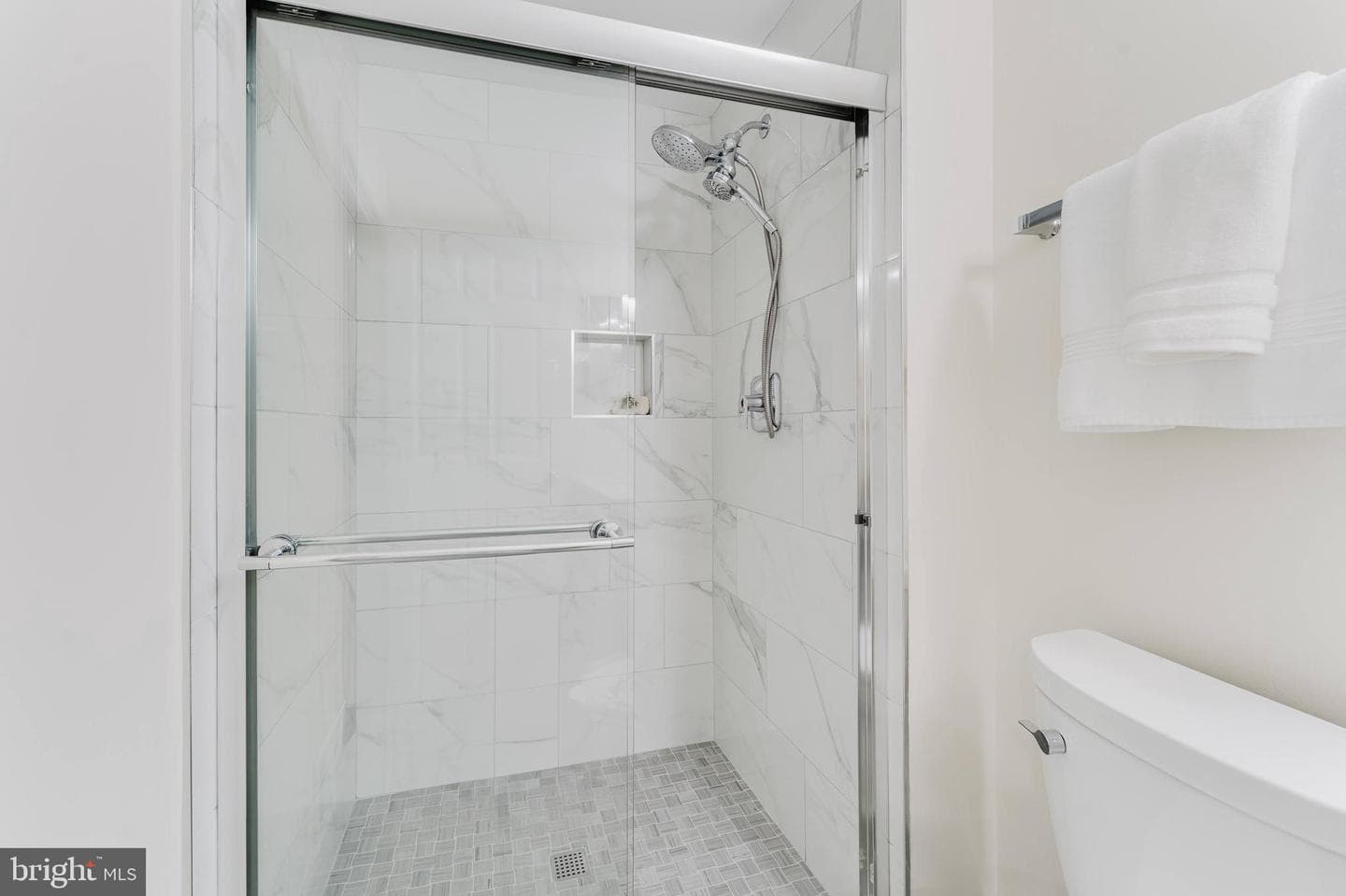 6010 Heathwick Court photo 24