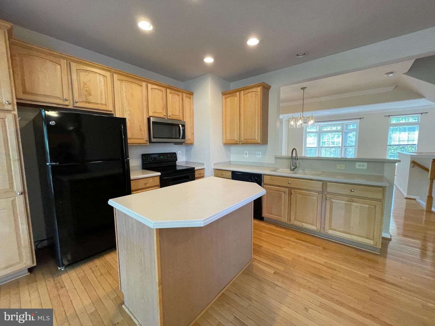 8421 Hallie Rose Street photo 14