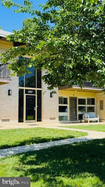 4957 Americana Dr Drive #106, Annandale
