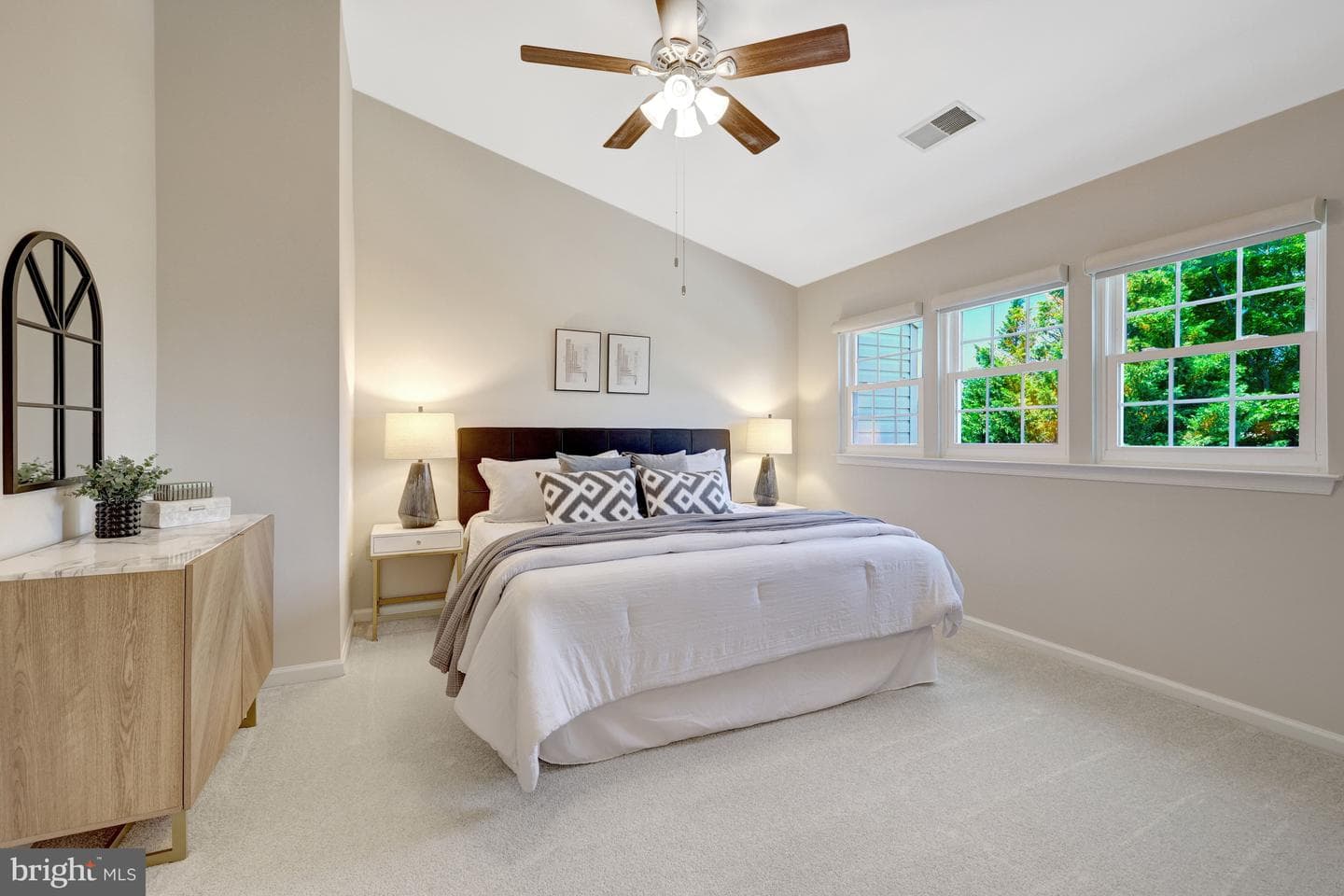 14256 Glade Spring Drive photo 32