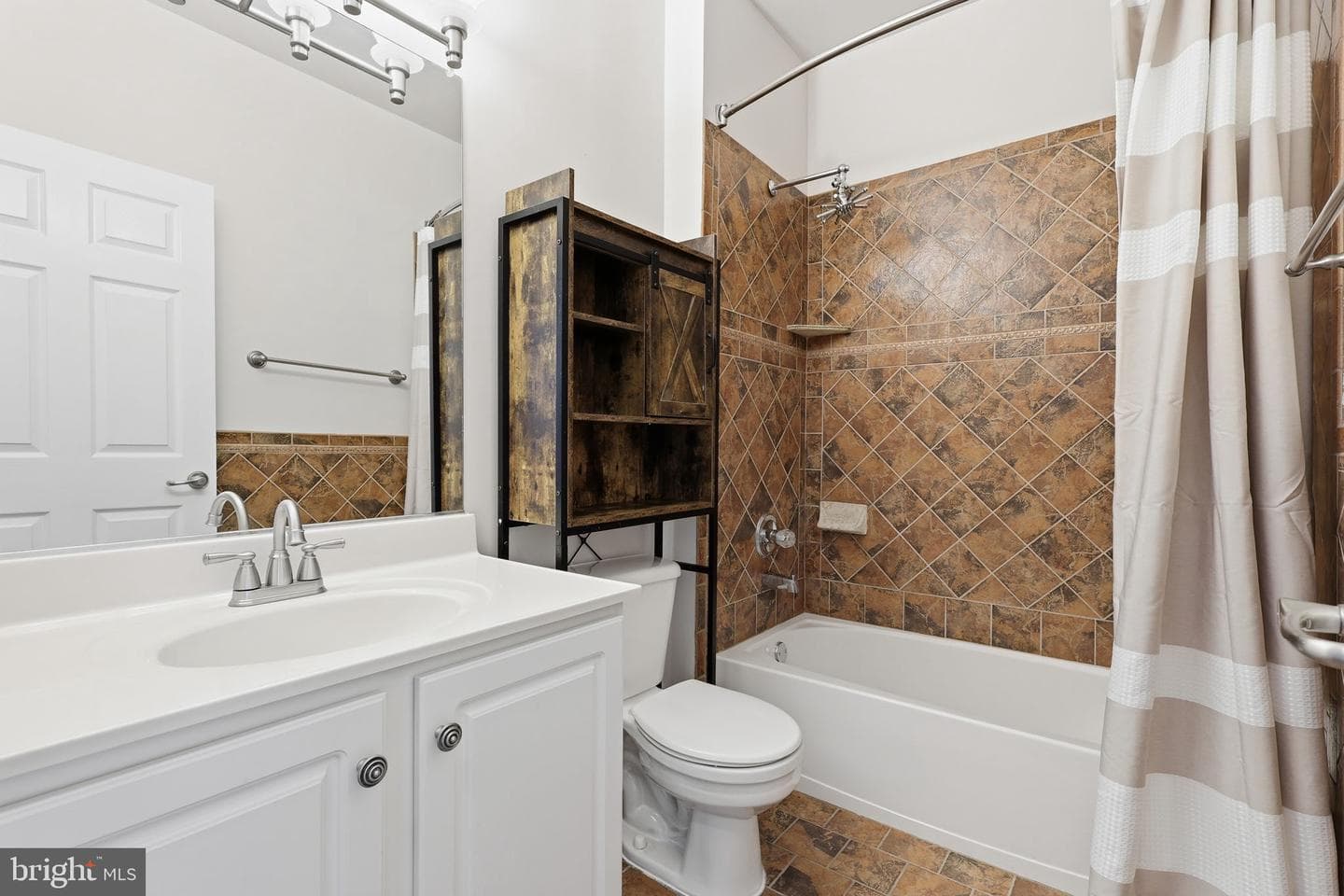 6475 Cheyenne Drive #301 photo 23