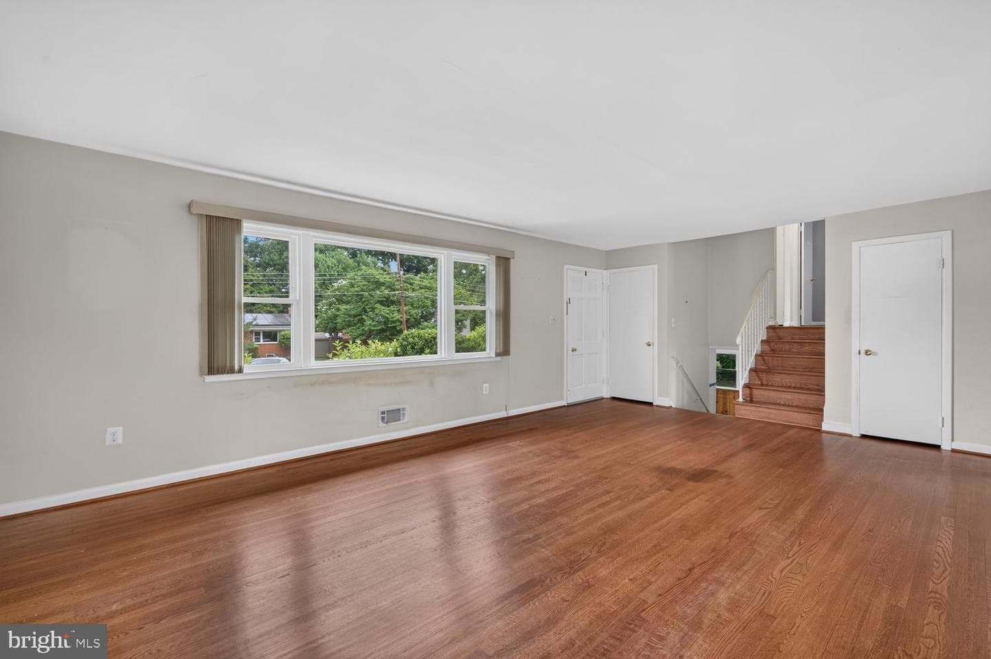 7011 Sea Cliff Road photo 4
