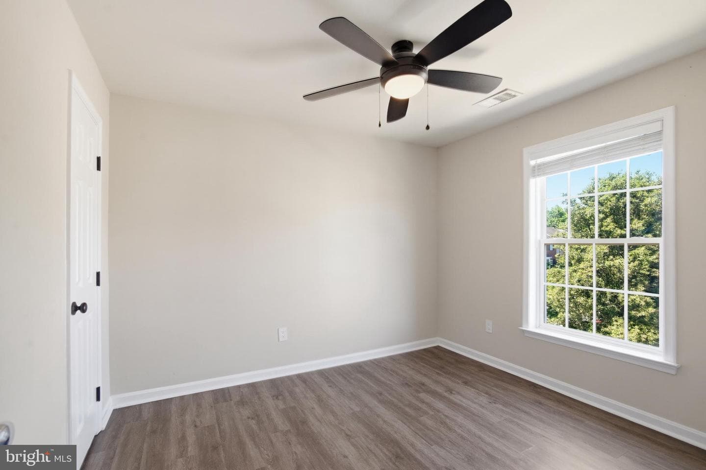 5504 Sacramento Mews Place photo 18