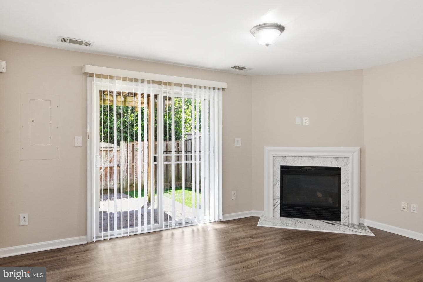 5504 Sacramento Mews Place photo 4