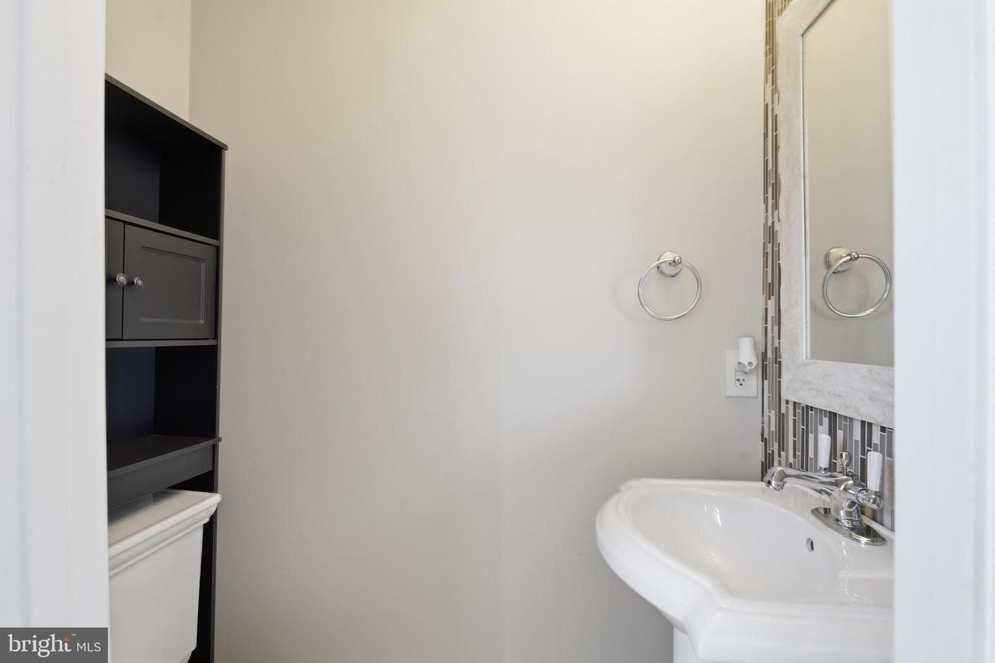 5504 Sacramento Mews Place photo 6