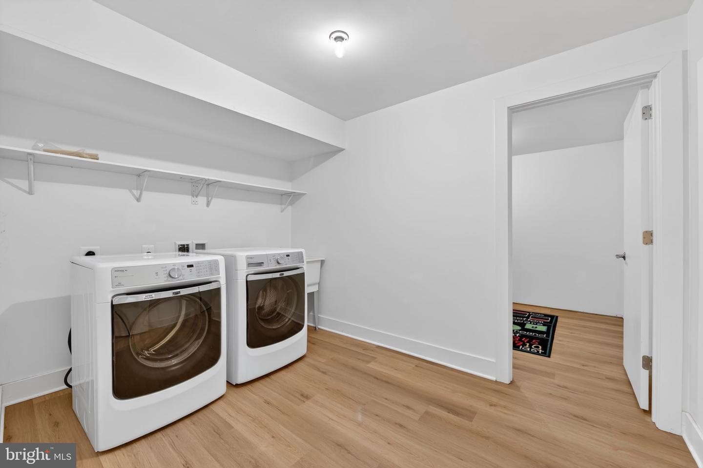 1605 Apricot Court photo 27