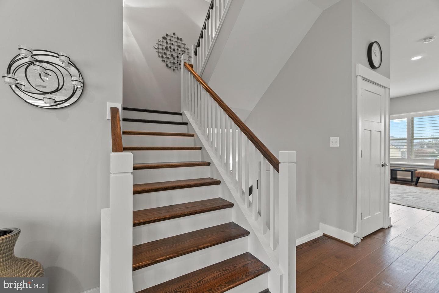 113 Dyer Ct. photo 22