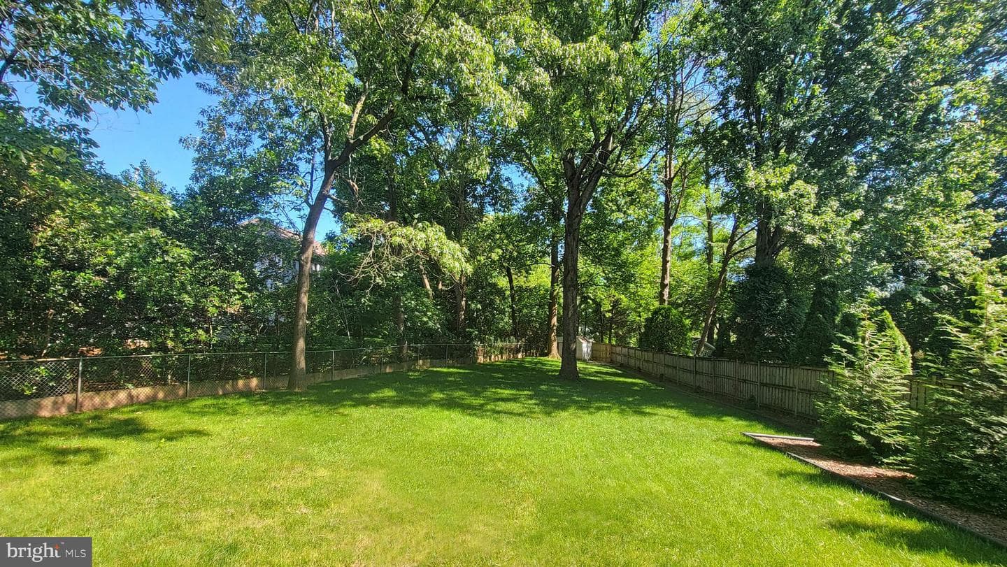 8517 Electric Ave photo 26