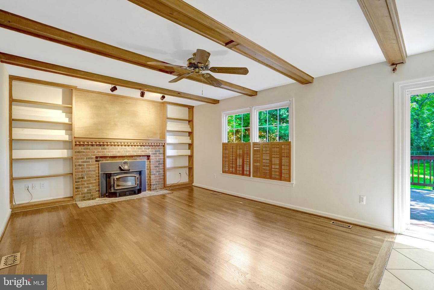 8517 Electric Ave photo 28