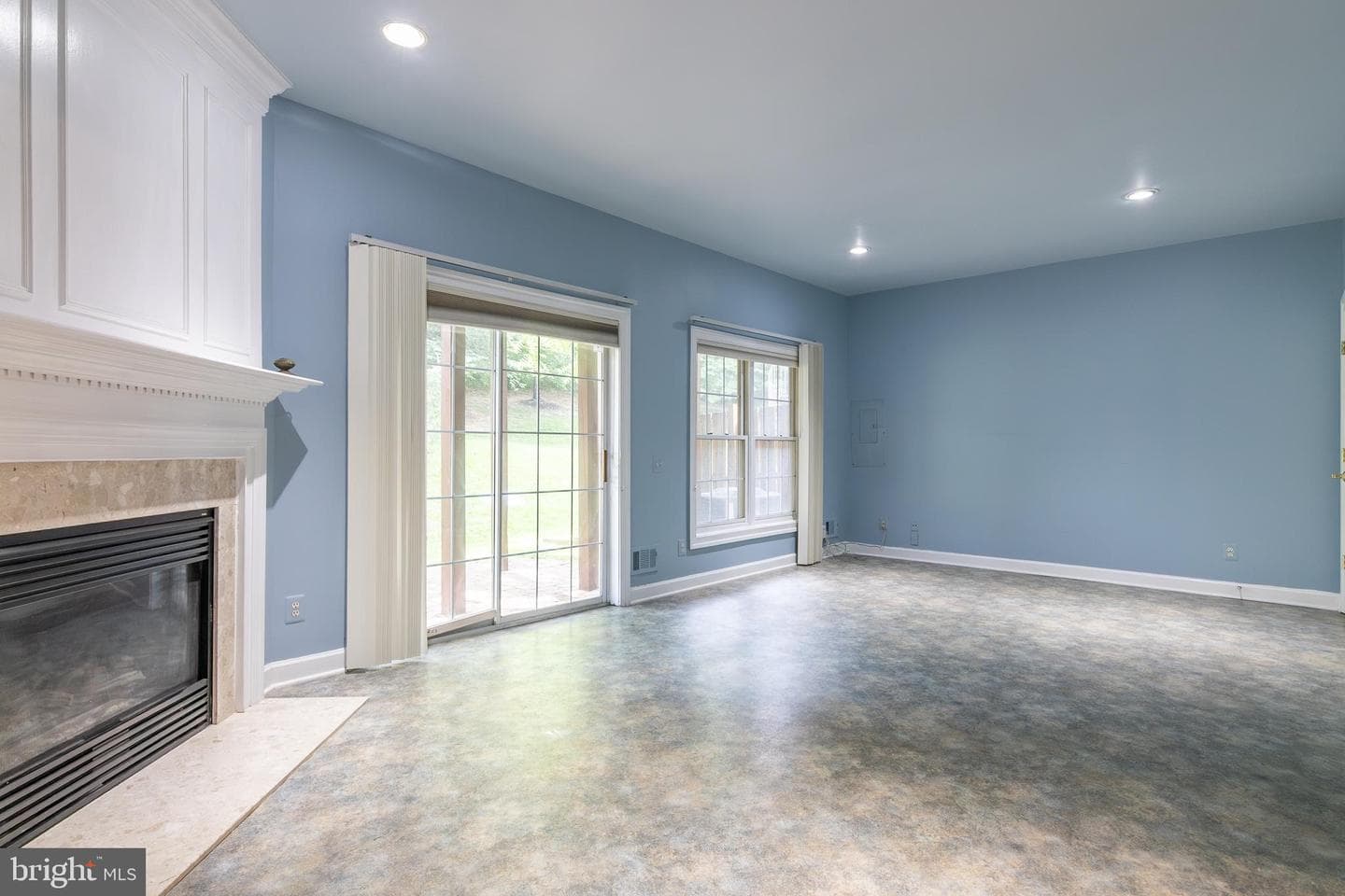 9551 Lagersfield Circle photo 33