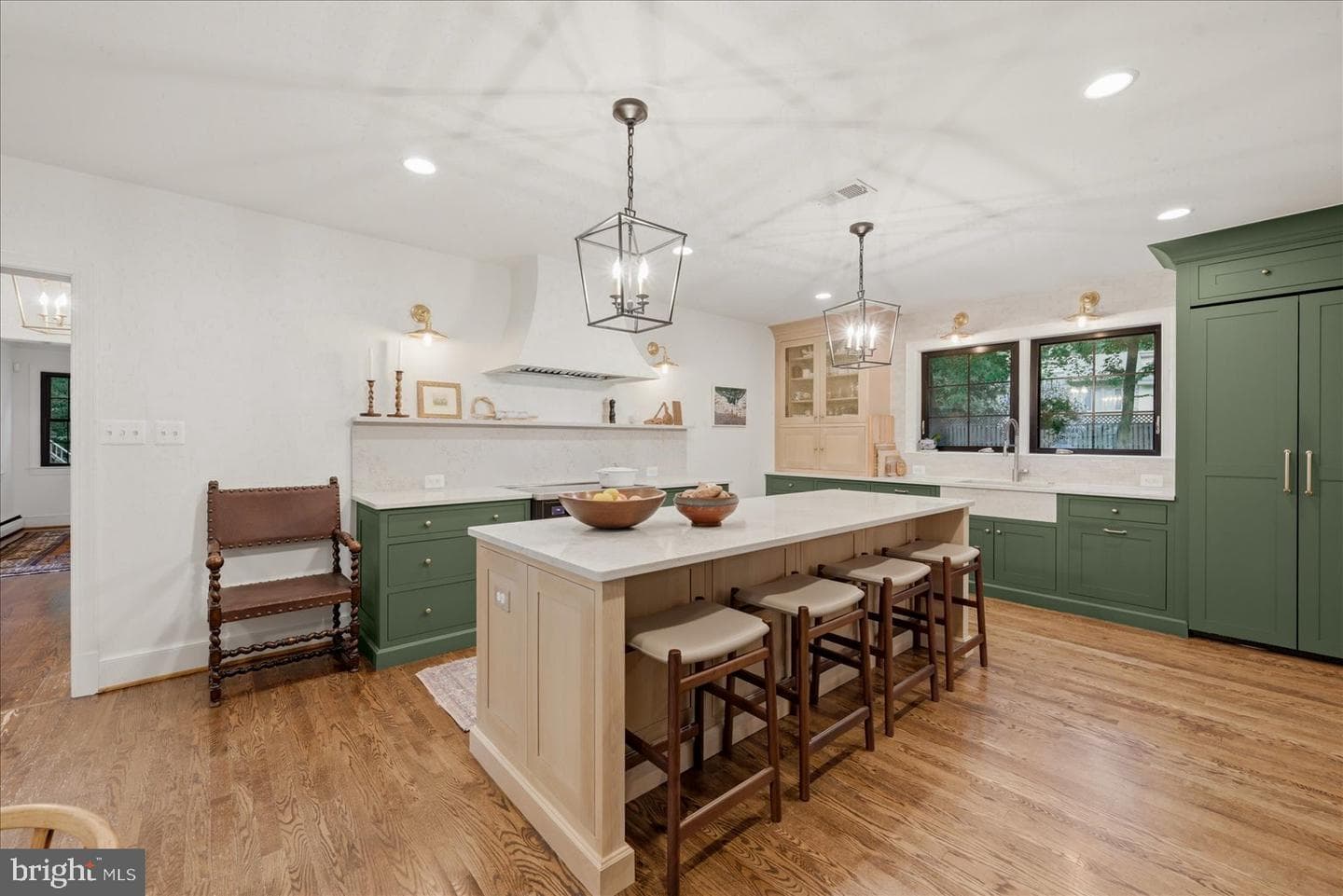 710 Live Oak Drive photo 8