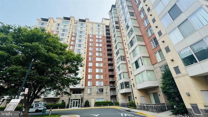 2726 Gallows Road #1405