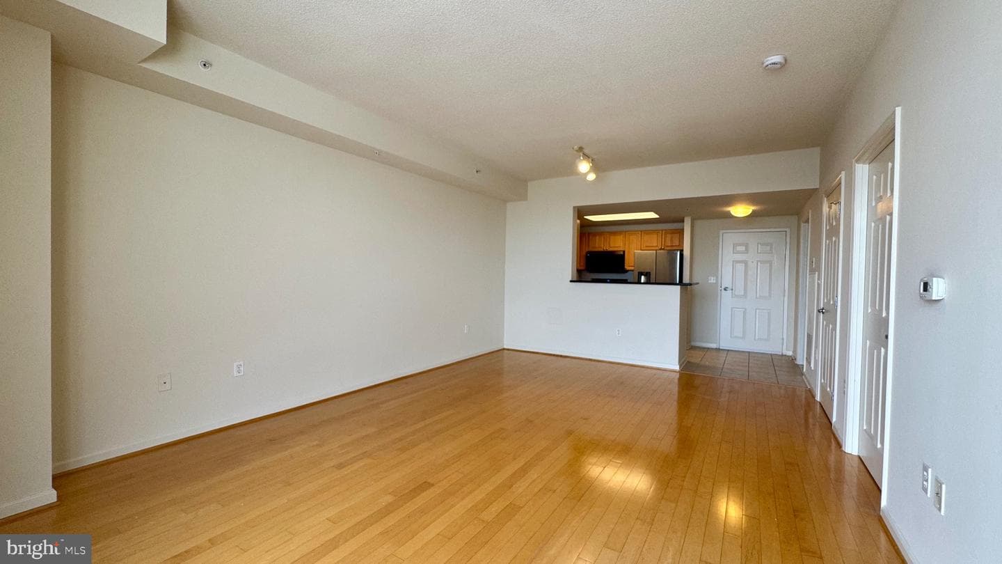 2726 Gallows Road #1405 photo 7