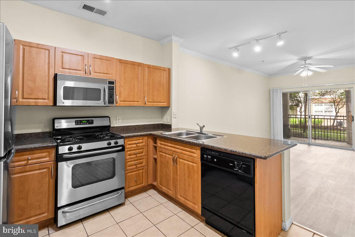 12913 Centre Park Circle #103 photo 6