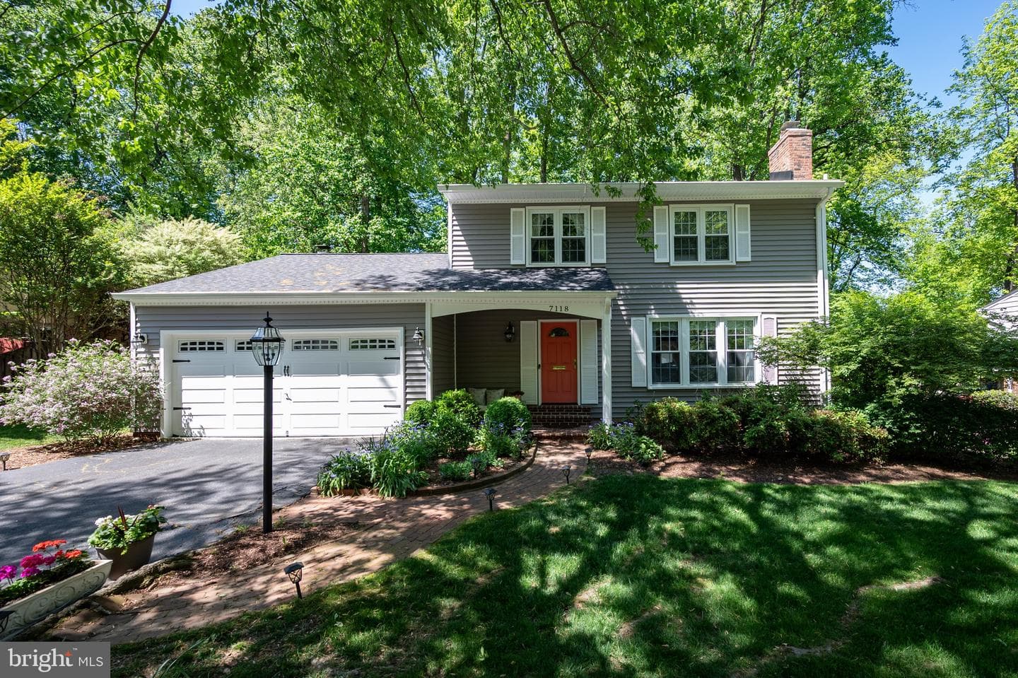 7118 Devonshire Road photo 2