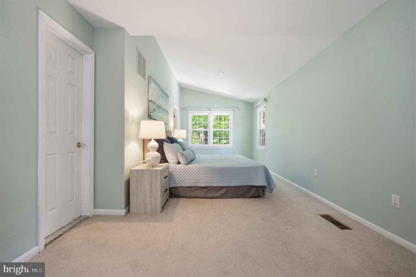 7118 Devonshire Road photo 33