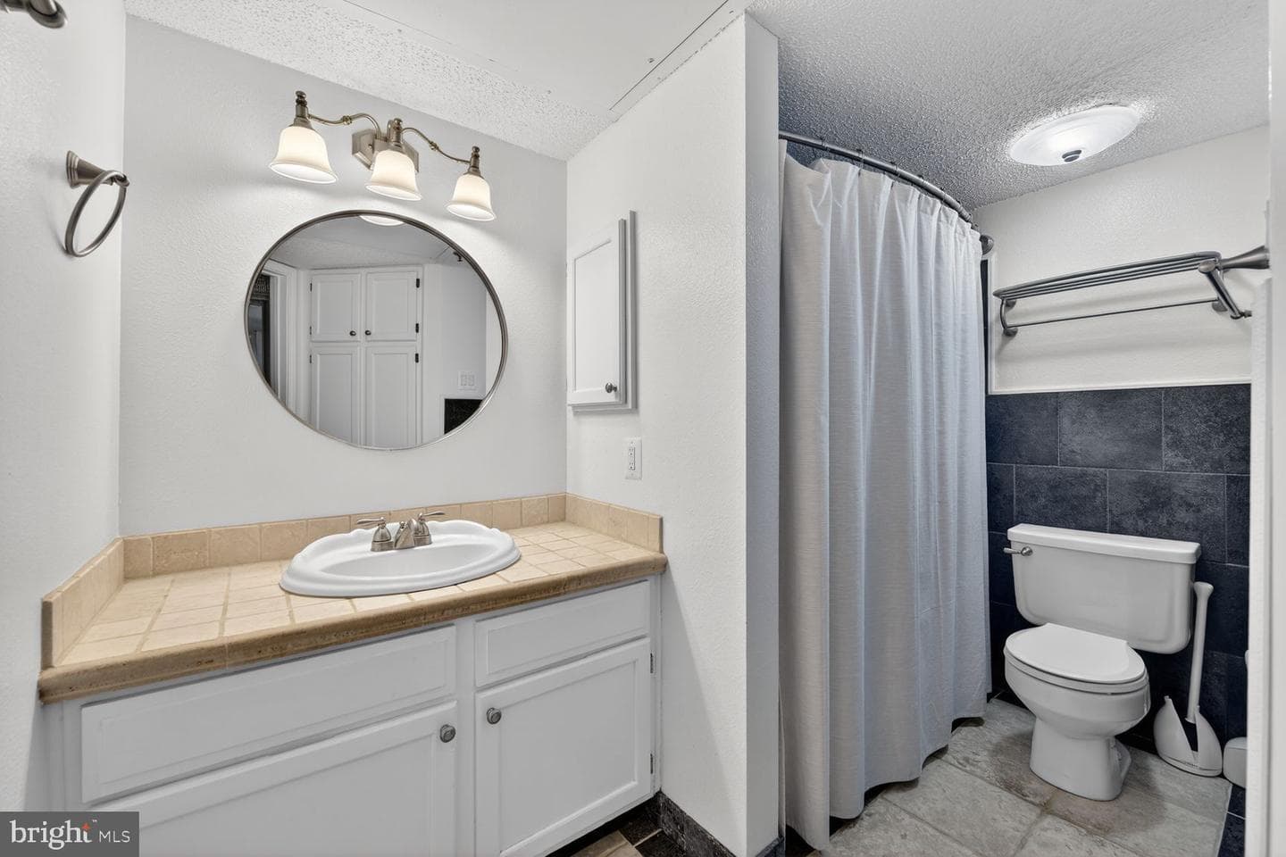 1524 Lincoln Way #416 photo 16