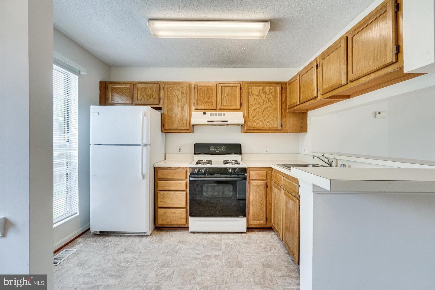 6628 High Valley Lane photo 9