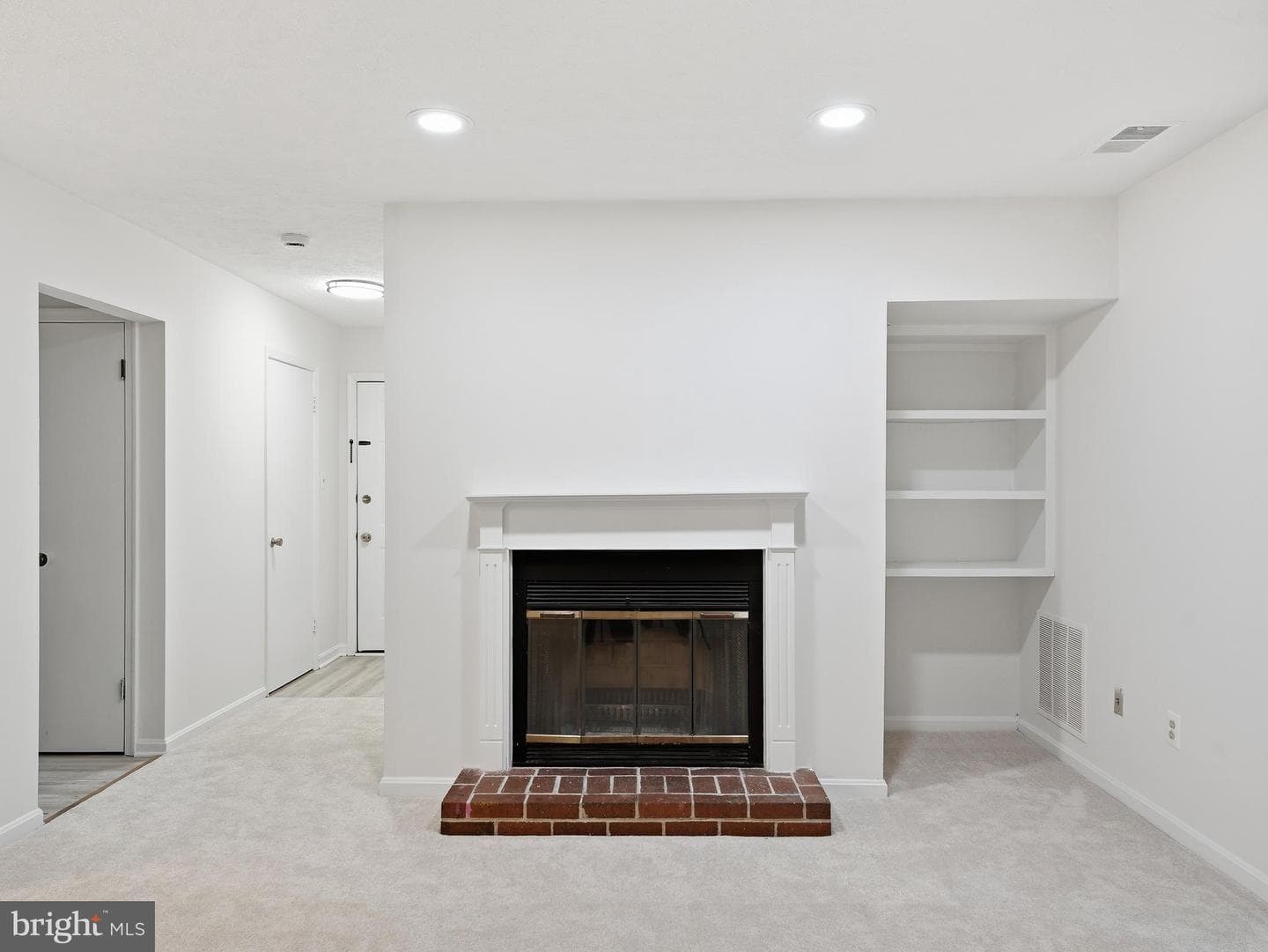 10120 Oakton Terrace Road photo 20