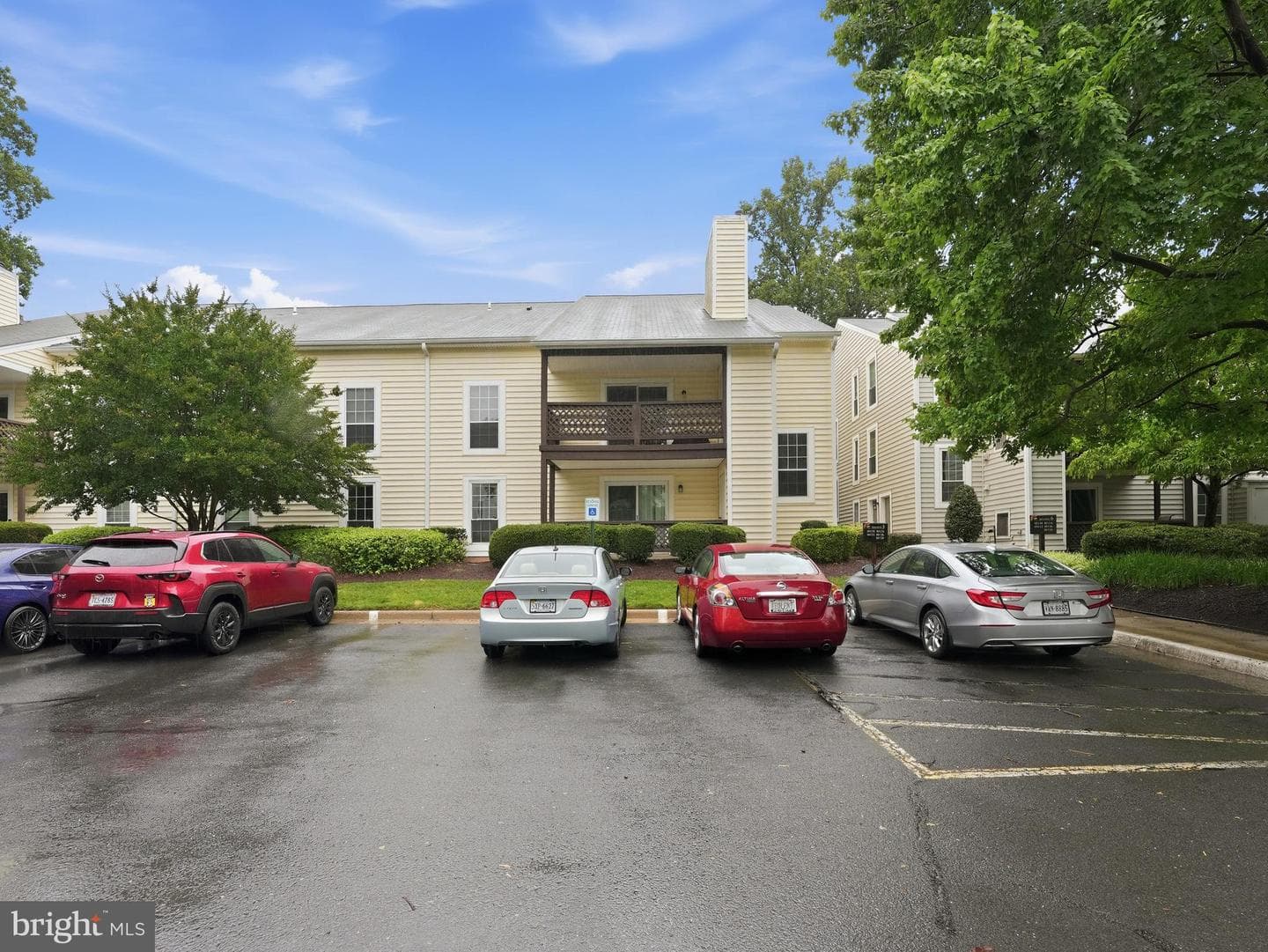 10120 Oakton Terrace Road photo 3
